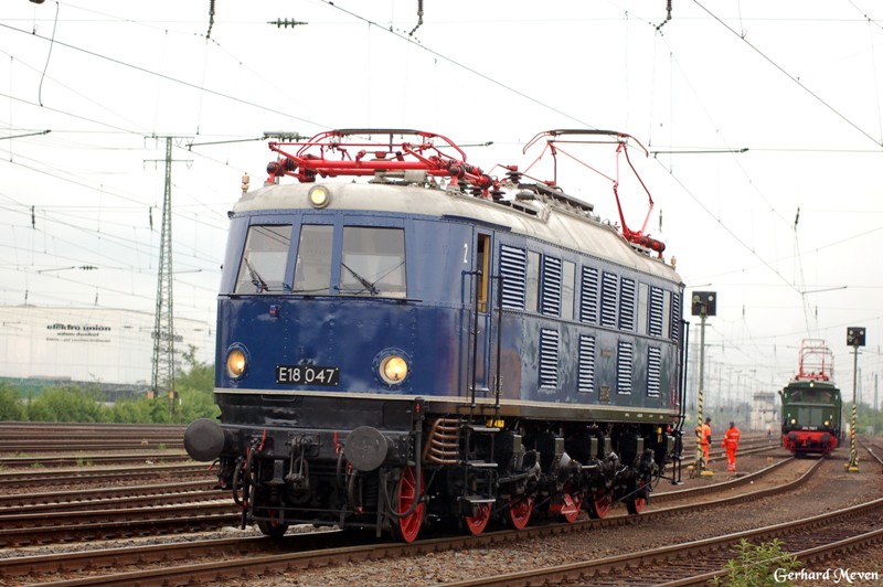 Locomotiefparade Met Moderne En